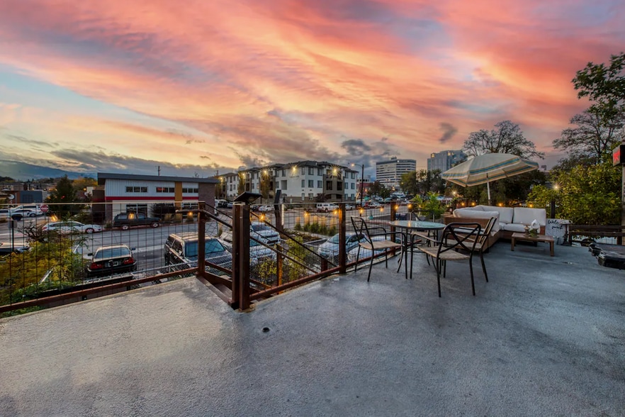 More Photos Of 120 Thoma St, Reno Storefront Retail Residential For Sale