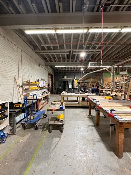 More Photos Of 18 Bay St, Brooklyn Flex For Lease