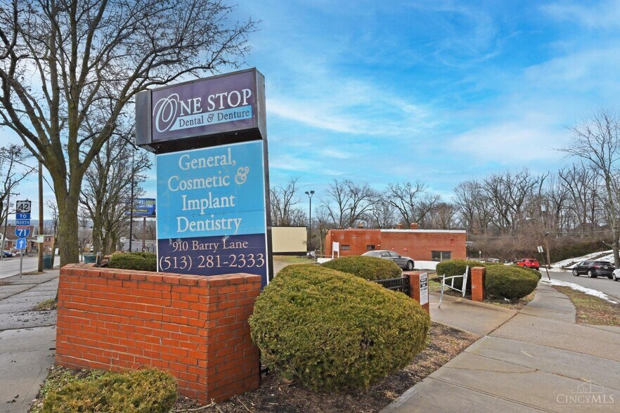 More Photos Of 910 Barry Ln, Cincinnati Medical For Lease