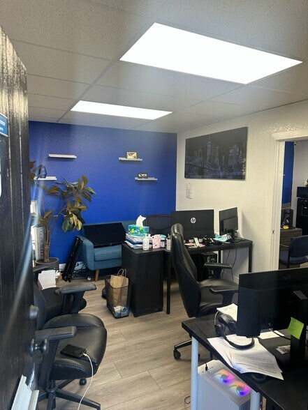 More Photos Of 11120 Burbank Blvd, North Hollywood Apartments For Lease