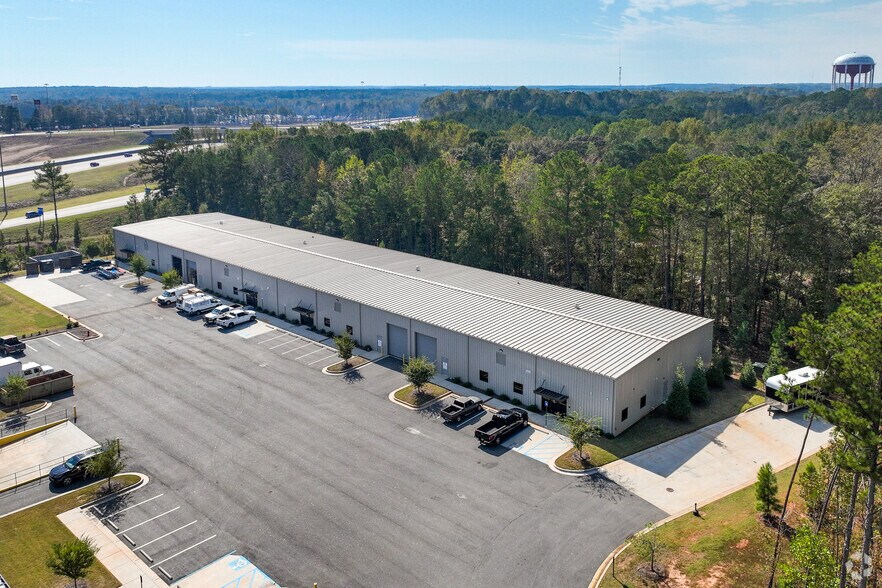 More Photos Of 165-177 Elzie Johnson Rd, Newnan Warehouse For Lease