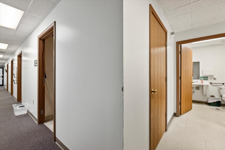 More Photos Of 18 Sportsman Dr, Clarion Medical For Lease