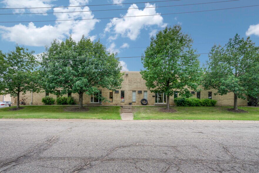 More Photos Of 240 Fillmore Ave E, Saint Paul Light Manufacturing For Lease