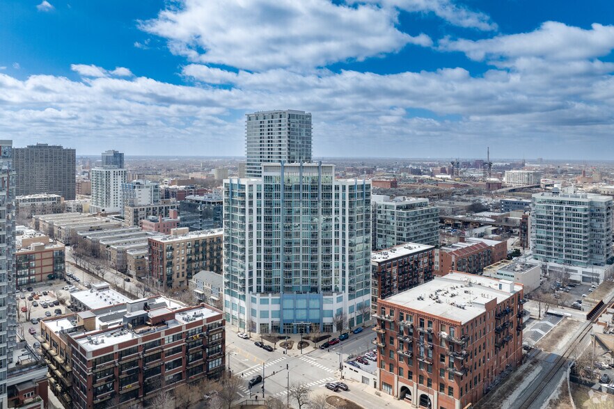More Photos Of 1600 S Indiana Ave, Chicago Apartments For Sale