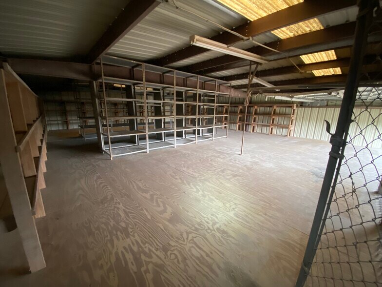 More Photos Of 438 Flournoy Rd, Alice Industrial For Lease