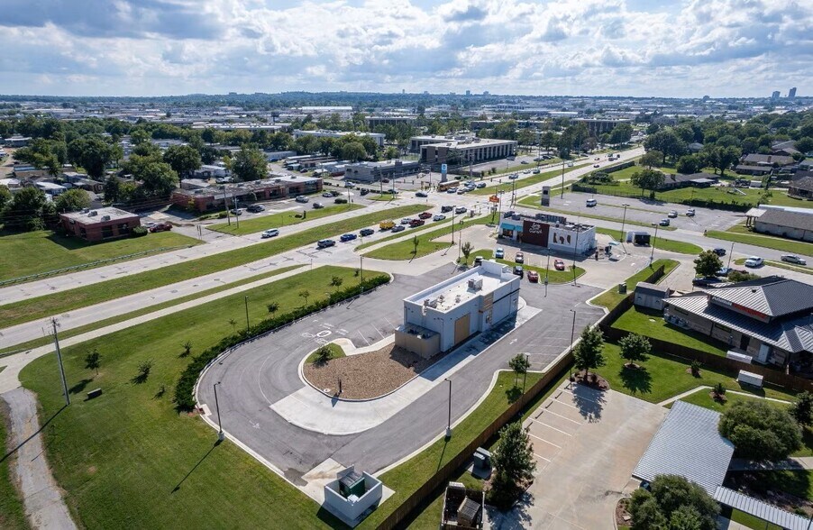 More Photos Of 10249 E 41st St, Tulsa Fast Food For Sale
