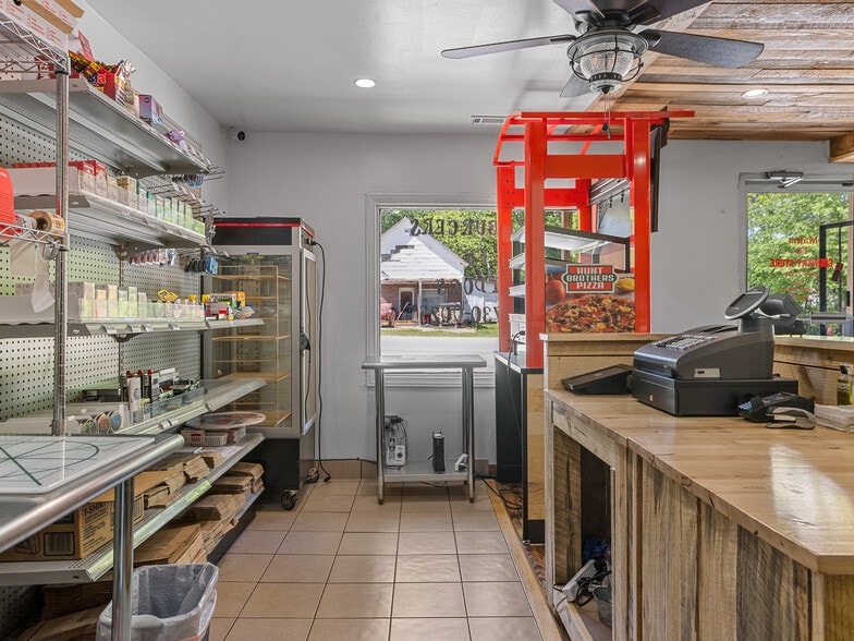 More Photos Of 701 Union Hwy, Enoree Convenience Store For Sale
