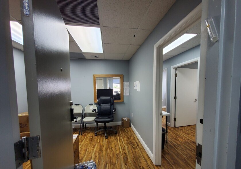 More Photos Of 1250 E Hallandale Beach Blvd, Hallandale Beach Office For Lease