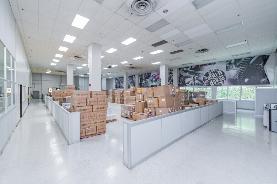 More Photos Of 1166 W Garvey Ave, Monterey Park Flex For Sale