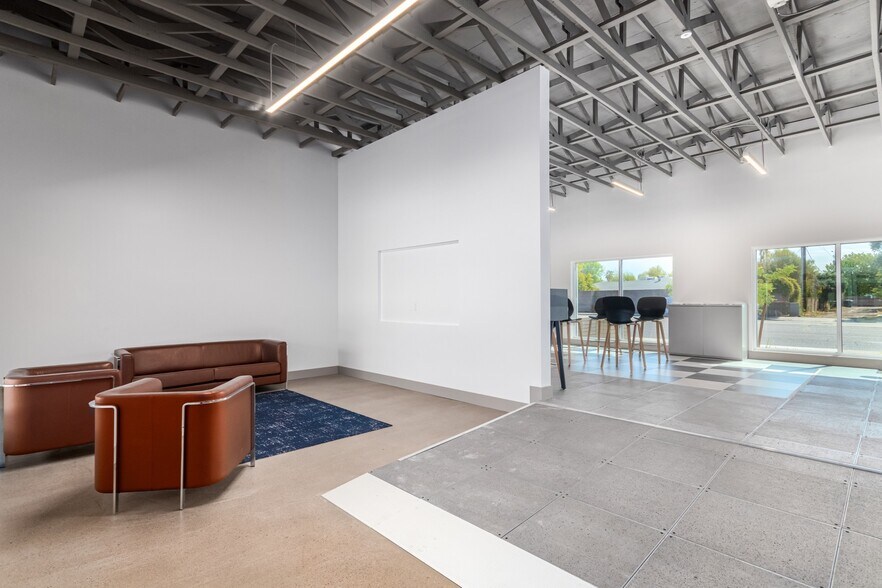 More Photos Of 3910 S Rural Rd, Tempe Office For Lease