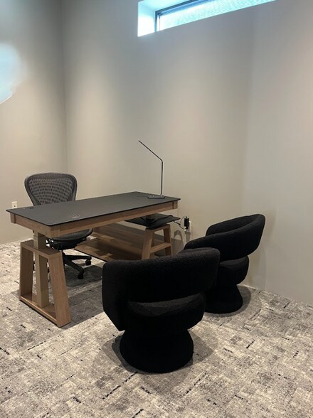 More Photos Of 216 E Cherokee Ave, Cartersville Coworking Space