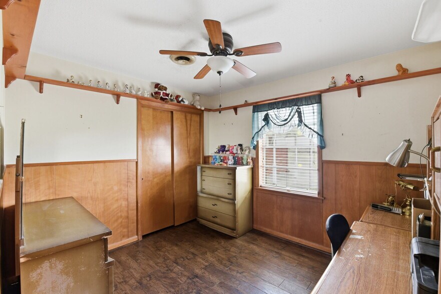 More Photos Of 1839 Henderson rd, Angleton Land For Sale