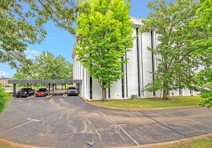 More Photos Of 6730 Roosevelt Ave, Middletown Office For Sale