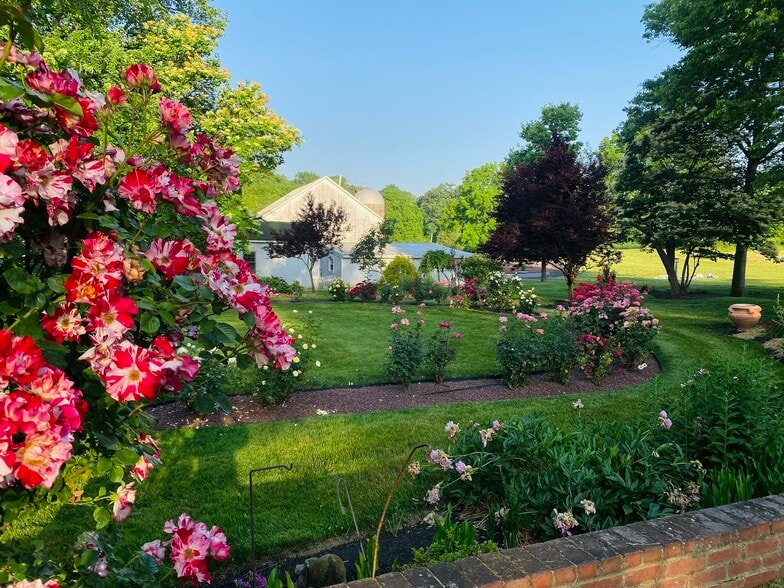 More Photos Of 1902 Jefferson Pike, Knoxville Lodge Meeting Hall For Sale