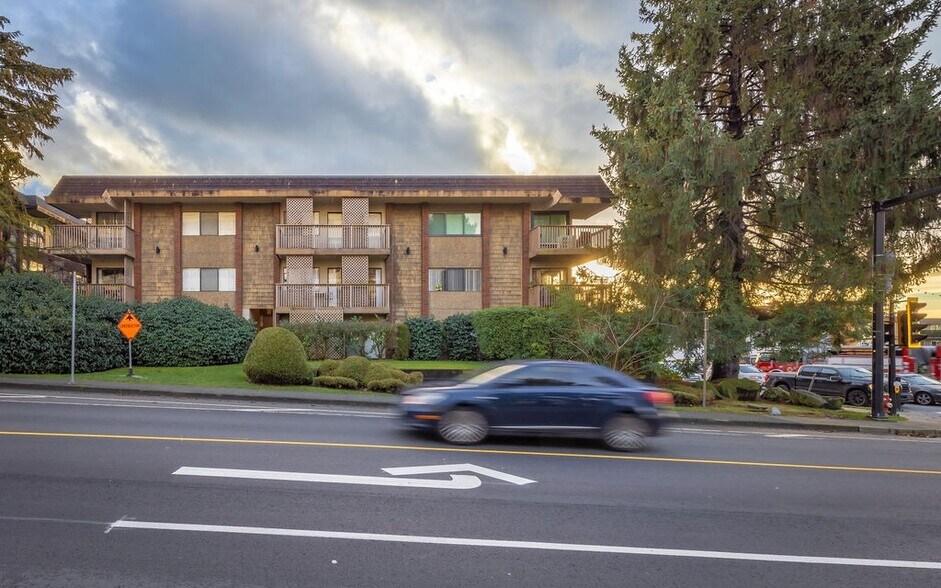 More Photos Of 1240 St Georges St, North Vancouver Apartments For Sale