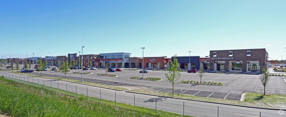 More Photos Of 11500 W Burleigh St, Wauwatosa Storefront For Lease