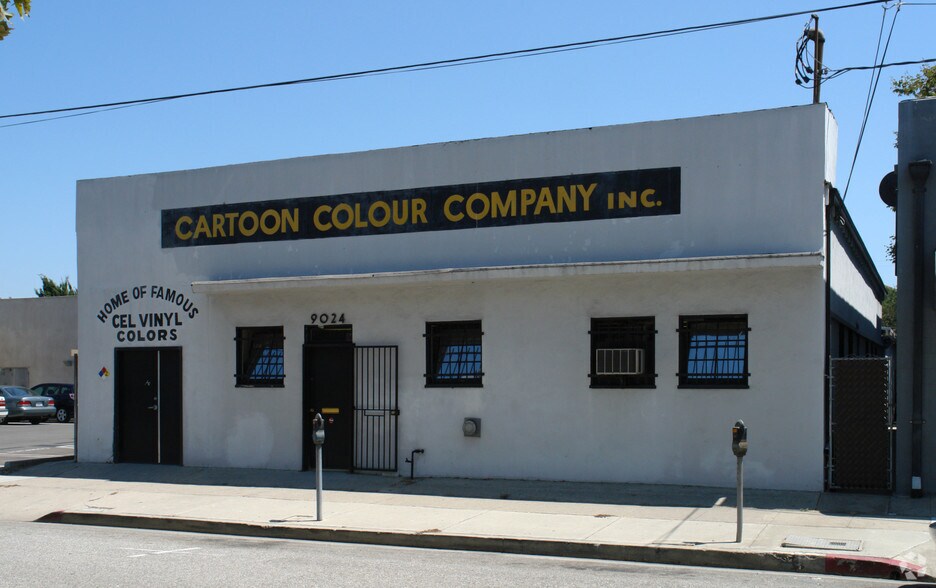 More Photos Of 9024 Lindblade St, Culver City Manufacturing For Lease