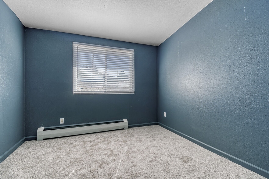 More Photos Of 8221 Bradburn Dr, Westminster Office For Sale