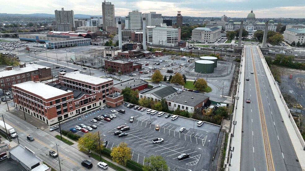 More Photos Of 100 N Cameron St, Harrisburg Office For Lease