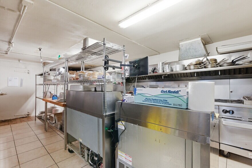 More Photos Of 2530 NE 82ND Ave, Portland Restaurant For Sale