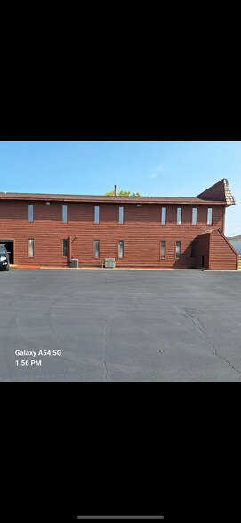 More Photos Of 3816 Grandview Ave, Gurnee Warehouse For Sale