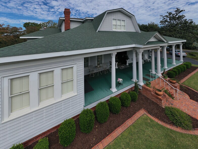 More Photos Of 426 W Church St, Swainsboro Hospitality For Sale