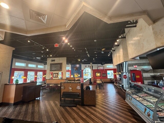 More Photos Of 1502 Knickerbocker Rd, San Angelo General Retail For Lease