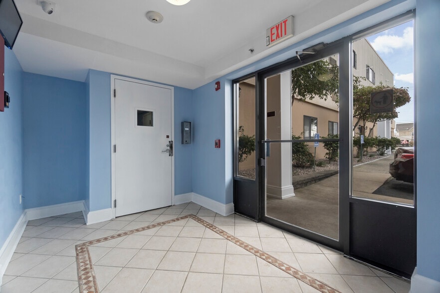 More Photos Of 1349-1355 Dixwell Ave, Hamden Warehouse For Sale