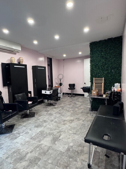 Primary Photo Of 263 Franklin Ave, Brooklyn Multifamily For Sale