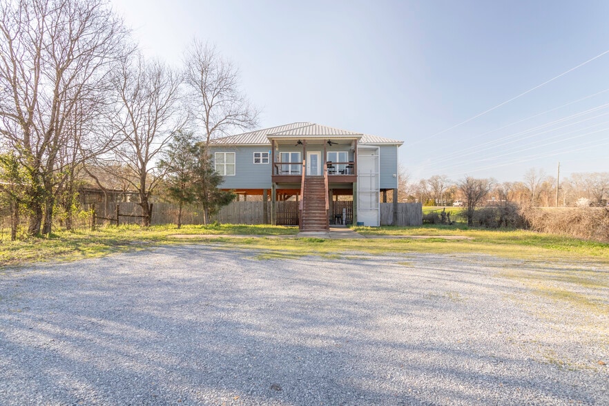 More Photos Of 2356 Alabama River Pky, Millbrook Flex For Sale