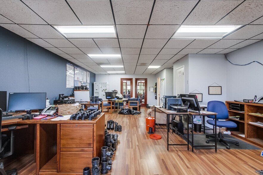 More Photos Of 110 Civic Center Dr, Vista Office For Sale