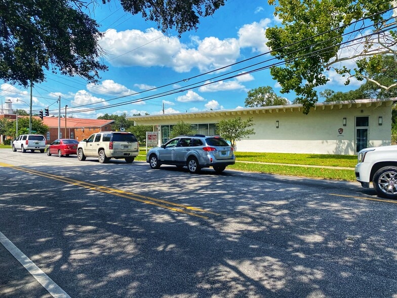 More Photos Of 2724 Old Shell Rd, Mobile Freestanding For Lease