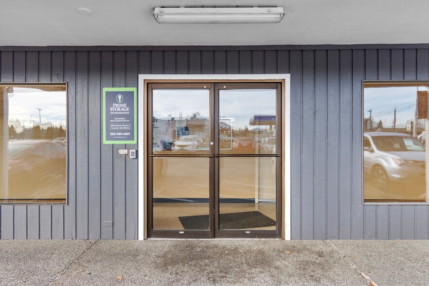 More Photos Of 3608 S 74th St, Tacoma Self Storage For Lease