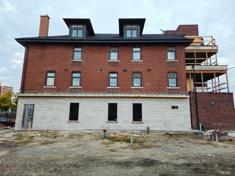More Photos Of 1 Blue Goose St, Toronto Apartments For Sale