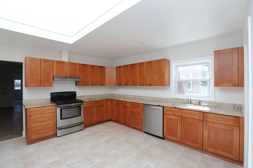 More Photos Of 14311 Route 9W, Ravena Apartments For Sale