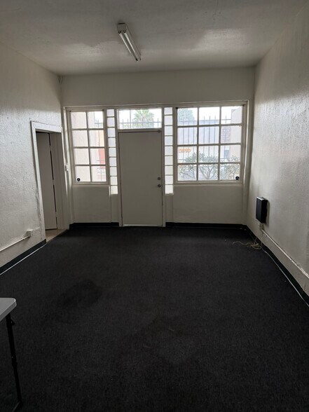 More Photos Of 5239 Atlantic Ave, Long Beach Freestanding For Sale