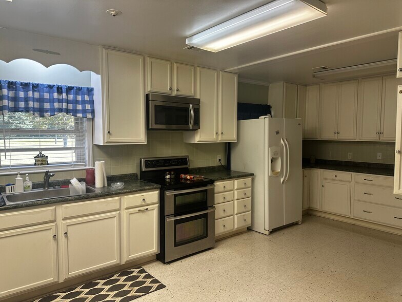 More Photos Of 500 Weston Rd, Creswell Land For Sale