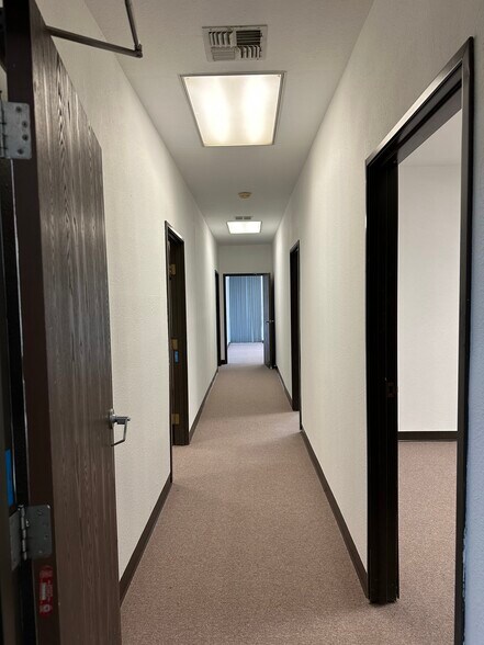 More Photos Of 150 Commerce Way, Walnut Warehouse For Lease
