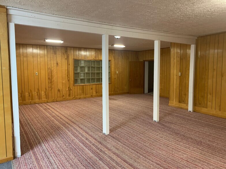 More Photos Of 1855 W Broad St, Athens Freestanding For Lease