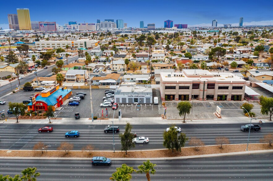 More Photos Of 3013 W Sahara Ave, Las Vegas Storefront Retail Office For Sale