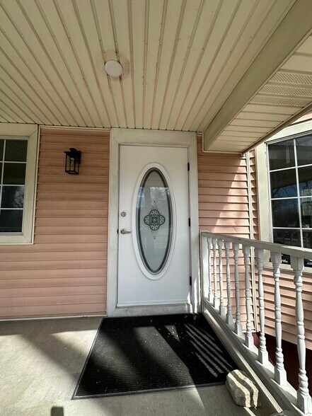 More Photos Of 115 E Van Buren, Eureka Springs Apartments For Sale