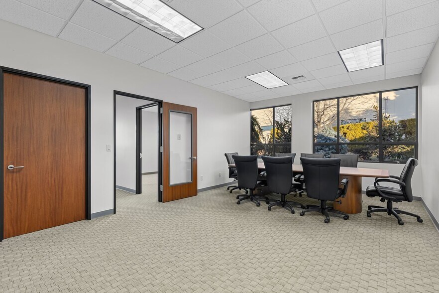 More Photos Of 309 72nd, Yakima Office For Lease