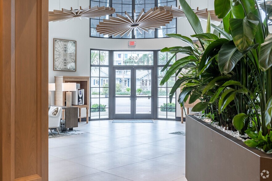 More Photos Of 40 NE 7th Ave, Delray Beach Apartments For Lease