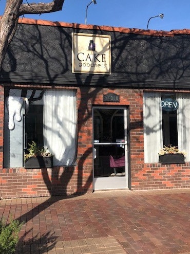 More Photos Of 24300 Main St, Newhall Restaurant For Sale