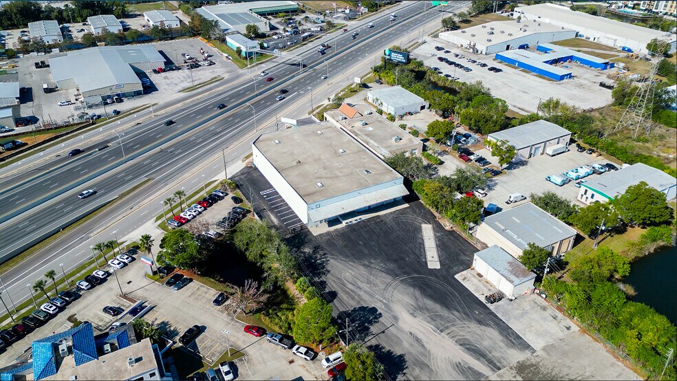 More Photos Of 13755 U.S. Highway 19 N, Clearwater Warehouse For Lease