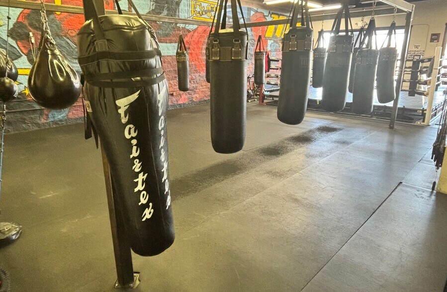 More Photos Of 1500 N Locust Grove Rd, Meridian Freestanding For Lease