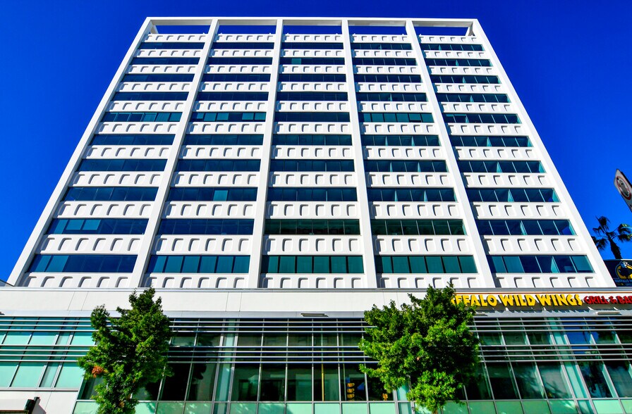 More Photos Of 7060 Hollywood Blvd, Los Angeles Office For Lease