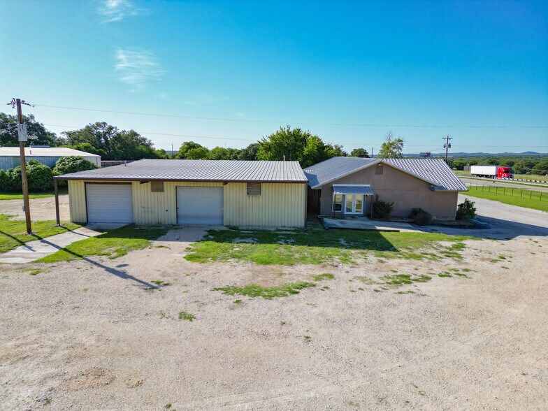 More Photos Of 40500 Interstate 10 W, Boerne Warehouse For Sale