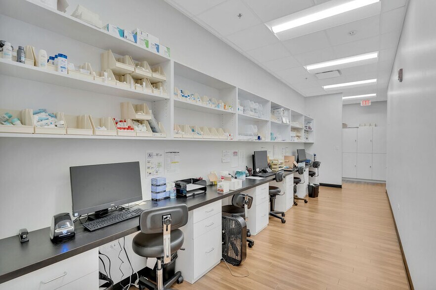 More Photos Of 9300 Waukegan Rd, Morton Grove Medical For Sale