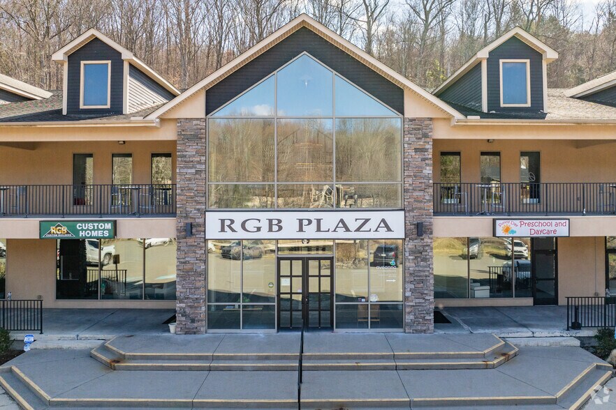 More Photos Of 507 Seven Bridge Rd, East Stroudsburg Medical For Lease